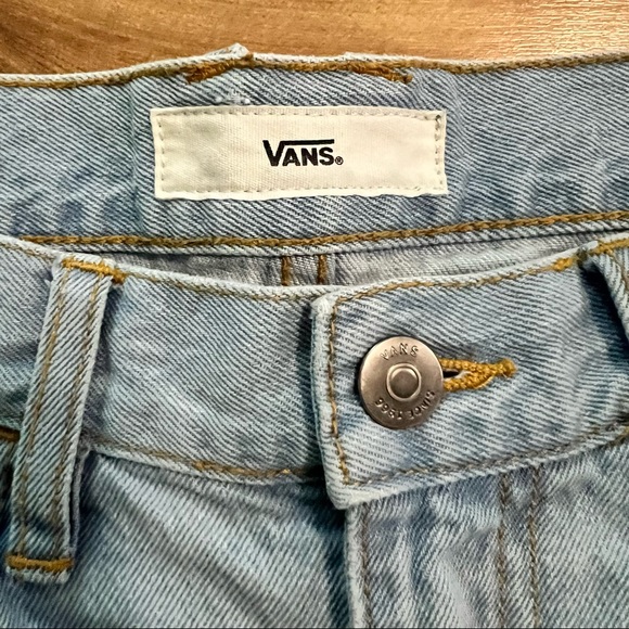 Vans Jeans Juniors Size 7 Cropped Mid Rise Light Blue Fade - Picture 5 of 12
